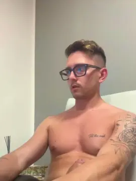 Cam4 Sex Chat of masterboss_
