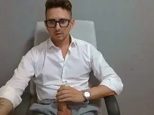 Cam4 Sex Cam of masterboss_