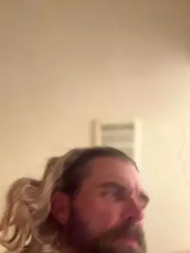 Cam4 Sex Cam of kingthrobert0