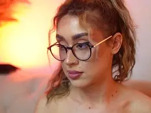 Cam4 Live Sex of AileenKiss