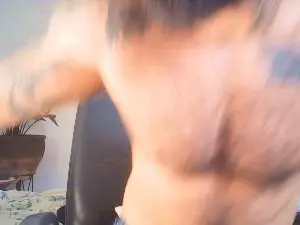 Cam4 Live Porn of Gorilatatuadox