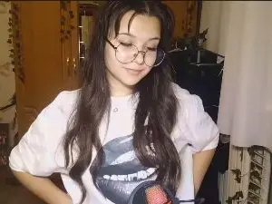Cam4 Best live sex cam show of KenishaKudzma