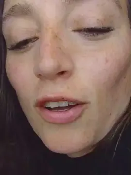 Cam4 Live Sex Cam of Mileepecas