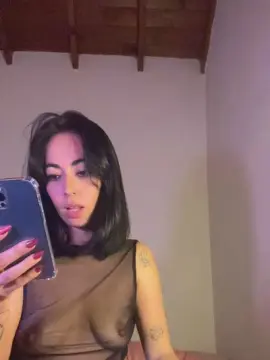 Cam4 Free Porn Cam of BrattyYani