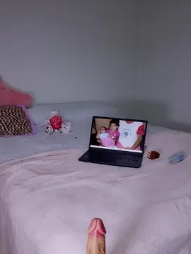 Cam4 Sex Chat of HoneyMica