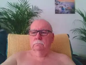 Cam4 Live Porn of carebear2022