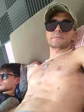 Cam4 Watch Live Sex Cams of Jonanbcn