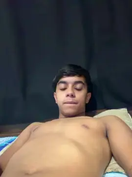 Cam4 Nude Webcam of gusztaa