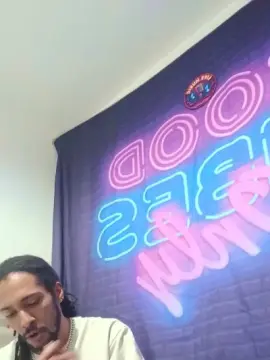 Cam4 Adult Webcam of Mikaaa97