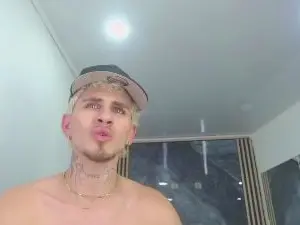 Cam4 Live Sex of NoahDant