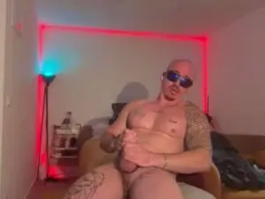 Cam4 Free Live Porn of manuelmp87