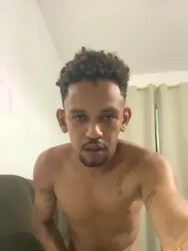 Cam4 Nude Webcam of Felipecavalao