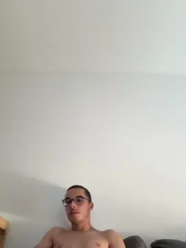 Cam4 Free Porn Cam of clem_hot_sexy