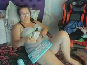 Cam4 Live Sex Cam of Margoth_clain75