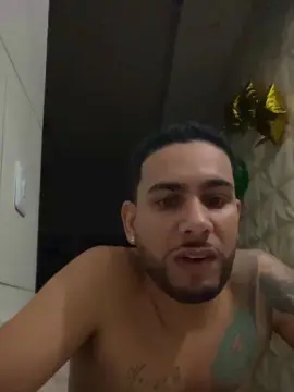 Cam4 Free Live Porn of casalsexyhot22