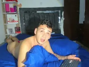 Cam4 Sex Cam of BDSMRoom_Latins