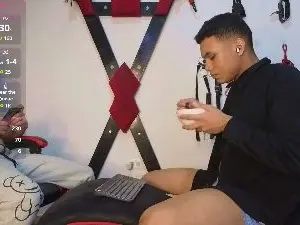 Cam4 Live Sex Cam of BDSMRoom_Latins