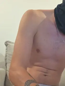 Cam4 Watch Live Sex Cams of VitorGamerXXX