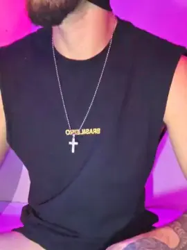 Cam4 Watch Live Sex Cams of VitorGamerXXX