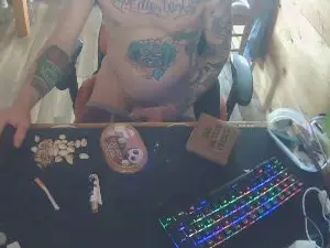 Cam4 Live Porn of bigitaliancazzo