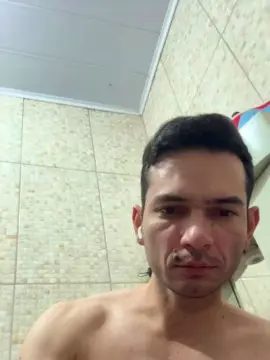 Cam4 Live Sex Cam of logmoraes_