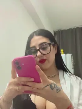 Cam4 Free Porn Cam of paris888hot