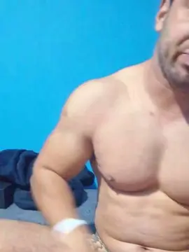 Cam4 Free Live Porn of Carlos_fitness2