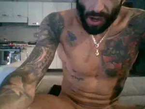 Cam4 Sex Cam of torinesebadboy