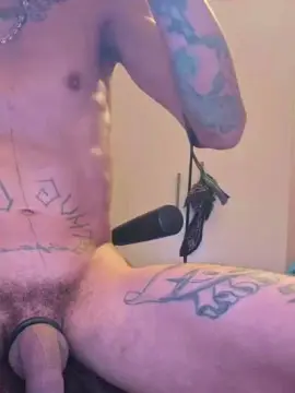 Cam4 Live Sex Cam of themadHatter90