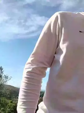 Cam4 Live Sex Cam of uncutcockitaly