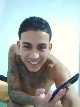 Cam4 Adult Video Chat of Gui_carioca7