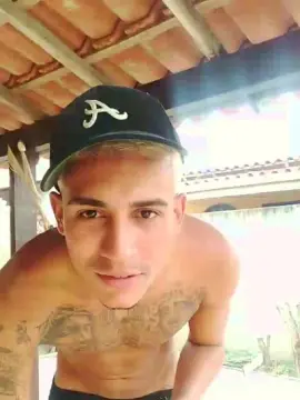 Cam4 Live Sex Cam of Gui_carioca7