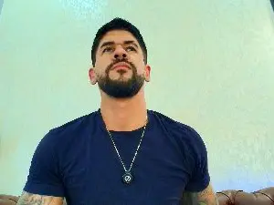 Cam4 Watch Live Sex Cams of Petesevanss