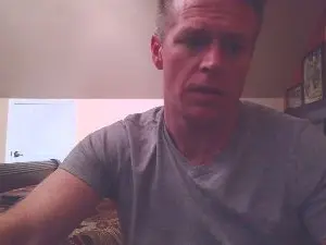 Cam4 Free Live Porn of DILFiGuess1