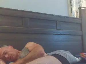 Cam4 Live Sex of DILFiGuess1