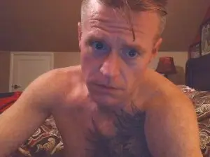 Cam4 Adult Video Chat of DILFiGuess1