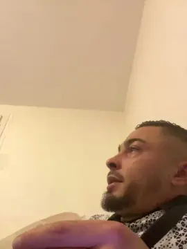 Cam4 Sex Cam of Lolo9277