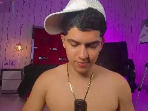 Cam4 Sex Cam of Brat__