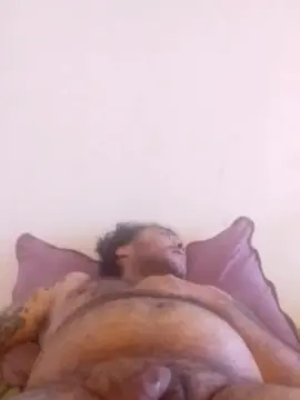 Cam4 Nude Webcam of guillehot34sexy