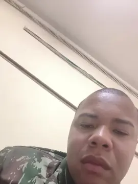 Cam4 Live Porn of Militar04