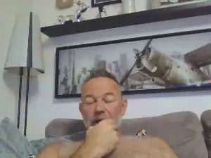 Cam4 Watch Live Sex Cams of bear70s