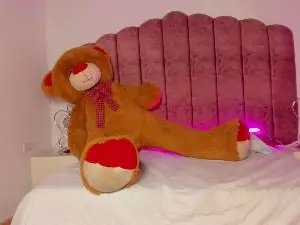 Cam4 Private Sex Chat of Alisson_Hillss