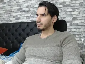 Cam4 Live Porn of Tyler_dn