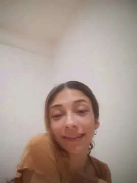 Cam4 Adult Video Chat of emmalovehot