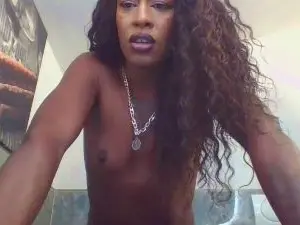 Cam4 Sex Cam of BadCamil69