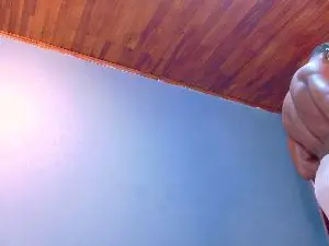 Cam4 Live Sex of Iker_bigdik