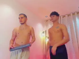 Cam4 Live Sex Cam of TheMansionBat