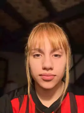 Cam4 Live Sex of Saritafer77