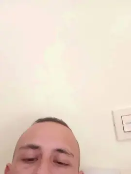 Cam4 Live Porn of Winvar07