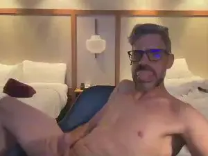 Cam4 Live Sex of jareth_returnss